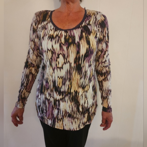 LOT OF 4 Simply Vera Vera Wang  ARTSY long Sleeve Decoative Tops SIZE Medium - Picture 10 of 13